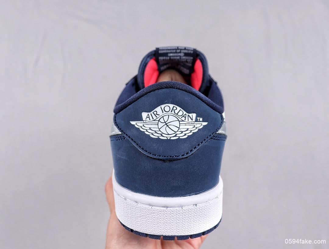 耐克联名Nike SB x Air Jordan 1 Low乔丹1代低帮公司级高品质原厂刺绣实战篮球鞋 货号：CJ7891-400