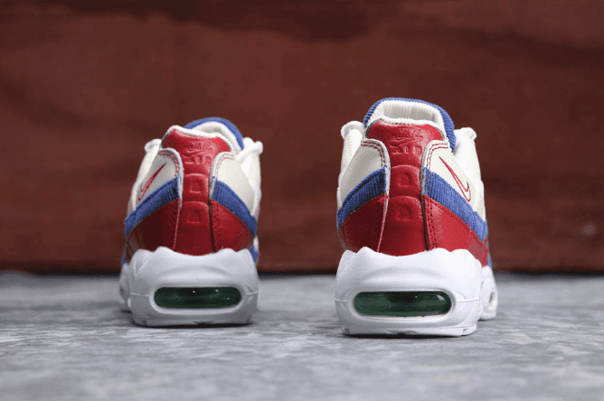 Nike Air Max 95 SE彩虹 耐克公司级子弹95高品质内置彩虹流彩气垫 货号：AJ4138-101