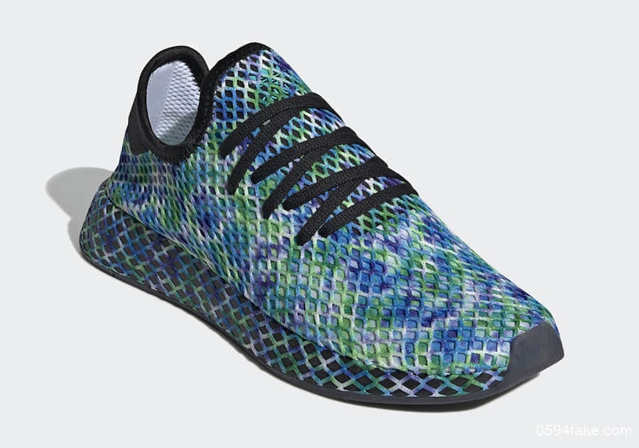 adidas Deerupt新配色释出！蓝绿色鞋面看起来超梦幻！ 货号：EE5671