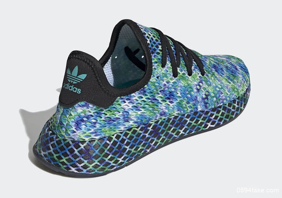 adidas Deerupt新配色释出！蓝绿色鞋面看起来超梦幻！ 货号：EE5671