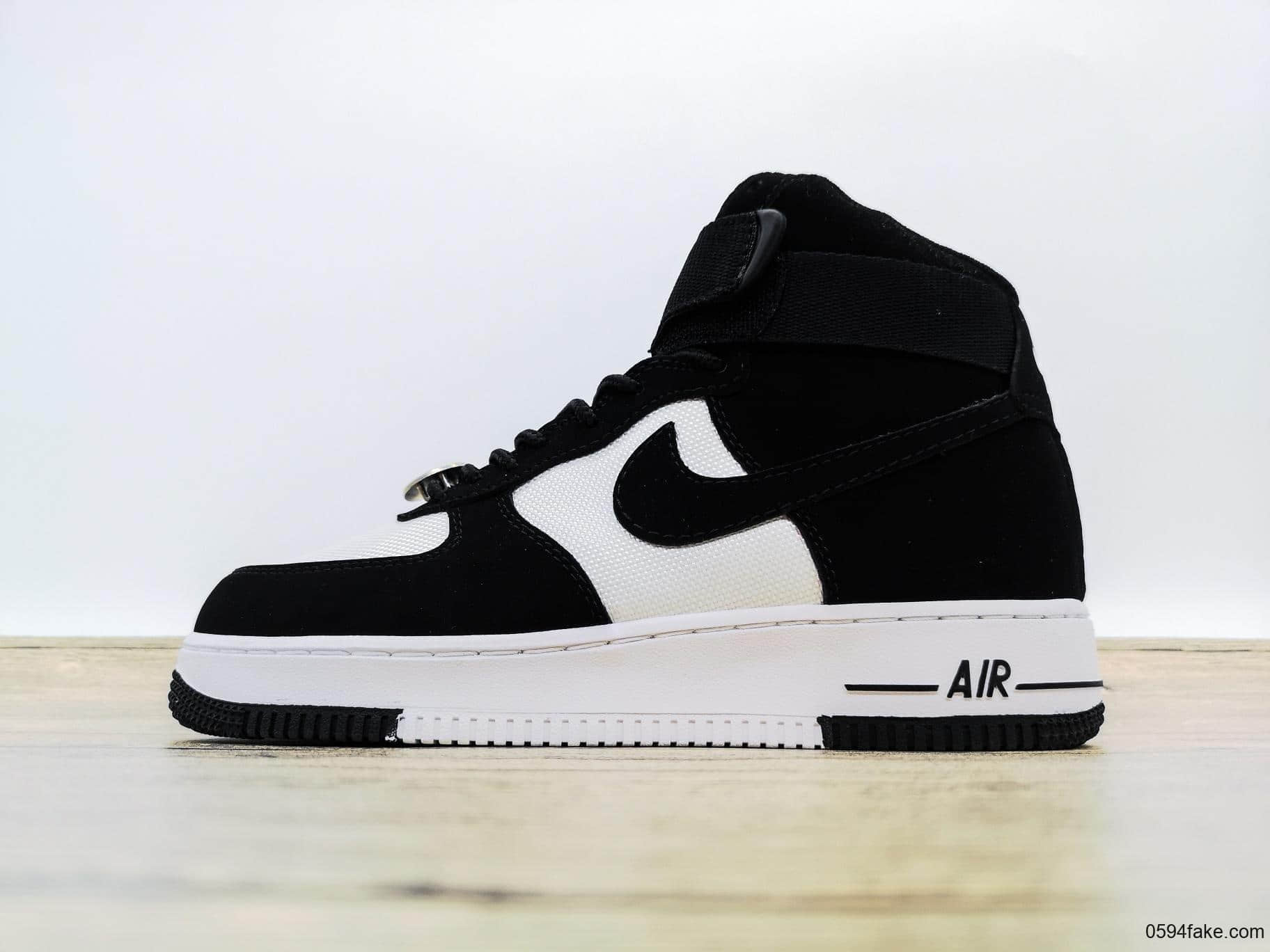 耐克Nike Air Force 1 High ’07 LV8公司级全新高帮鞋款内置气垫区别市面通货版本 货号：CI2306-302