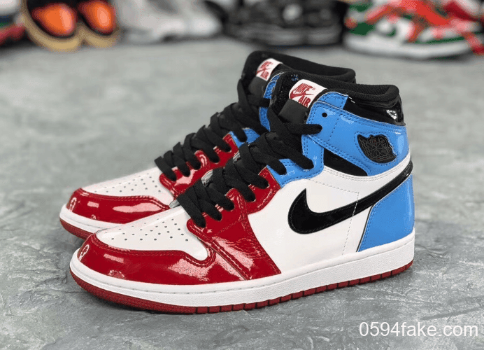 Air Jordan 1 High OG“Fearless”最新实物释出！为它打call！ 货号：CK5666-100