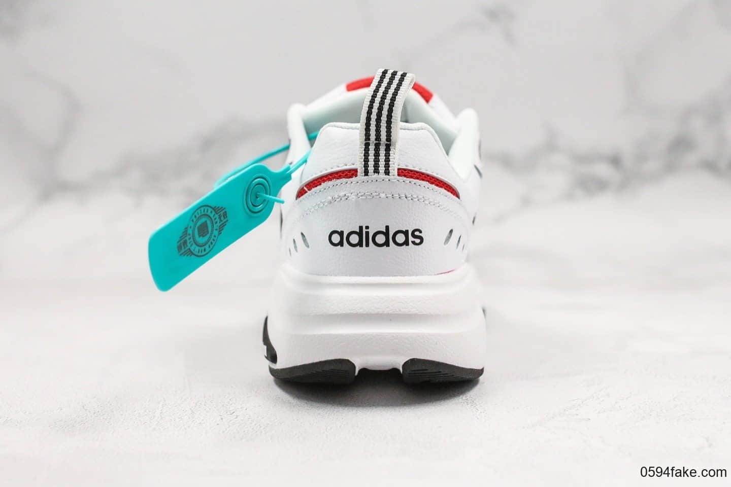 阿迪达斯Adidas Ogiginals Strutter公司级版本三叶草新款轻便复古老爹鞋休闲鞋 货号：EG2655