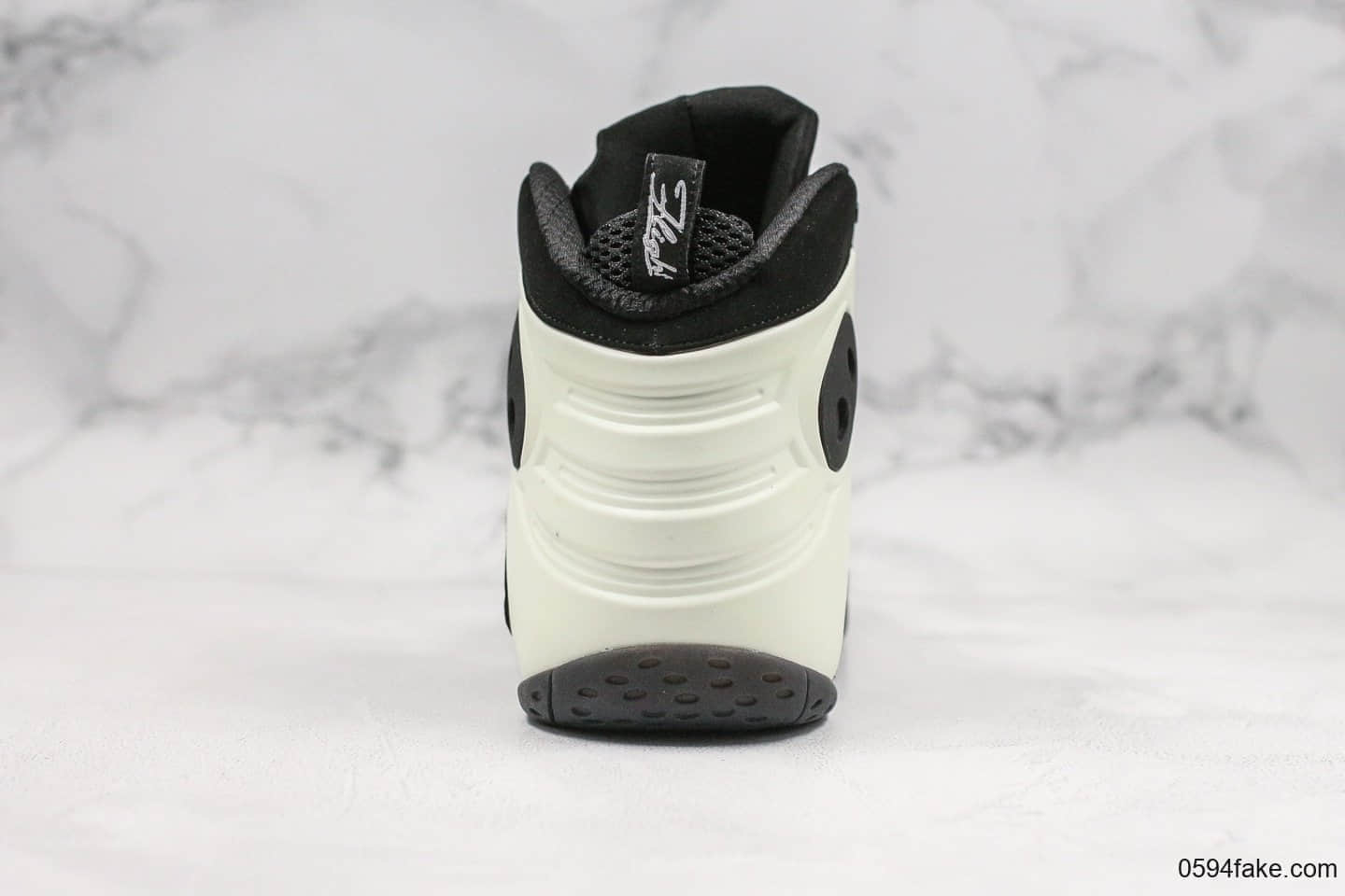 耐克Nike Zoom Rookie Black纯原版本便士哈达威新秀荧光配色实战篮球鞋内置纤维碳板加持搭配原厂Zoom气垫 货号：BQ3379-100