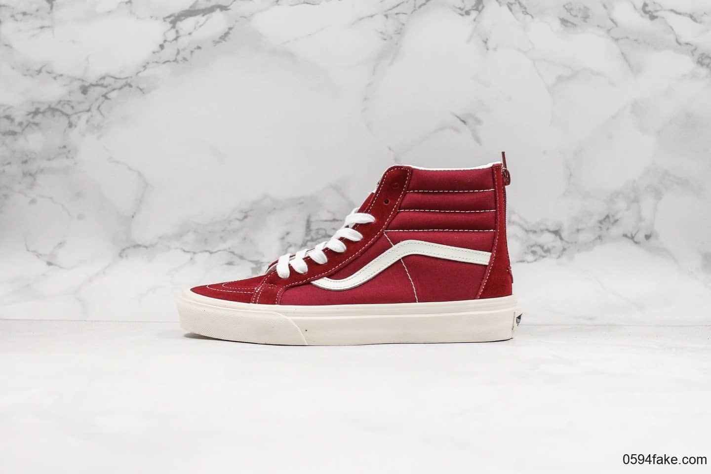 万斯VANS SK8-HI-ZIP联名公司级版本高帮经典复古休闲男女板鞋拉链款小红书爆款全网独家首发配色 货号：VN000XH8GKV