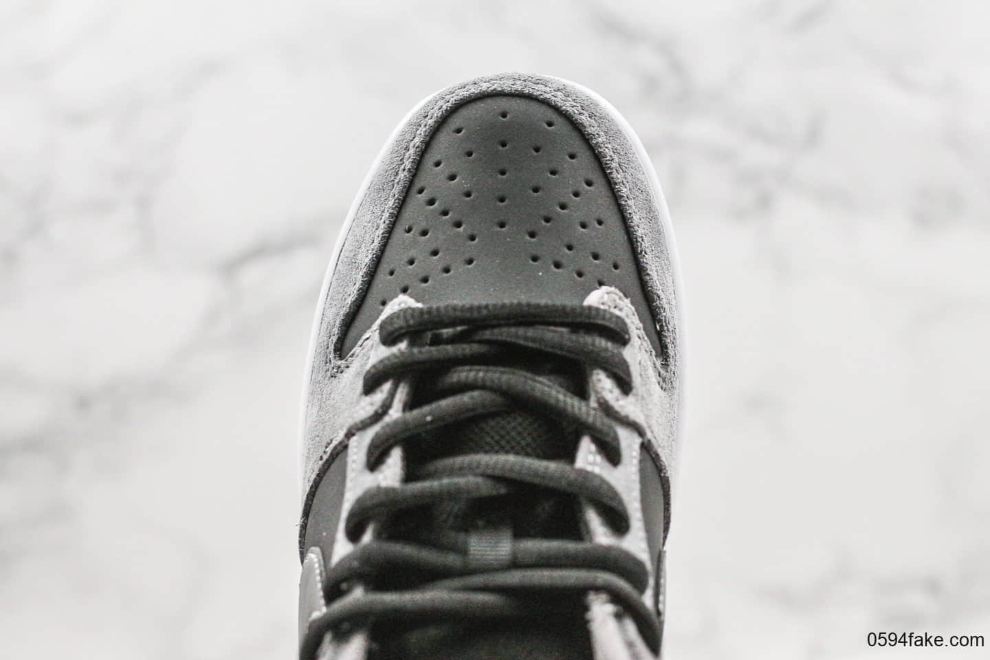 耐克Nike SB Dunk Low Pro Leather Grey Black-Gum纯原版本扣篮系列灰黑限定配色内置气垫全头层鞋面原楦头纸板打造 货号：854866-126