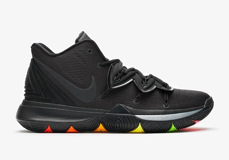 Nike Kyrie 5 黑魂，货号：AO2918-001