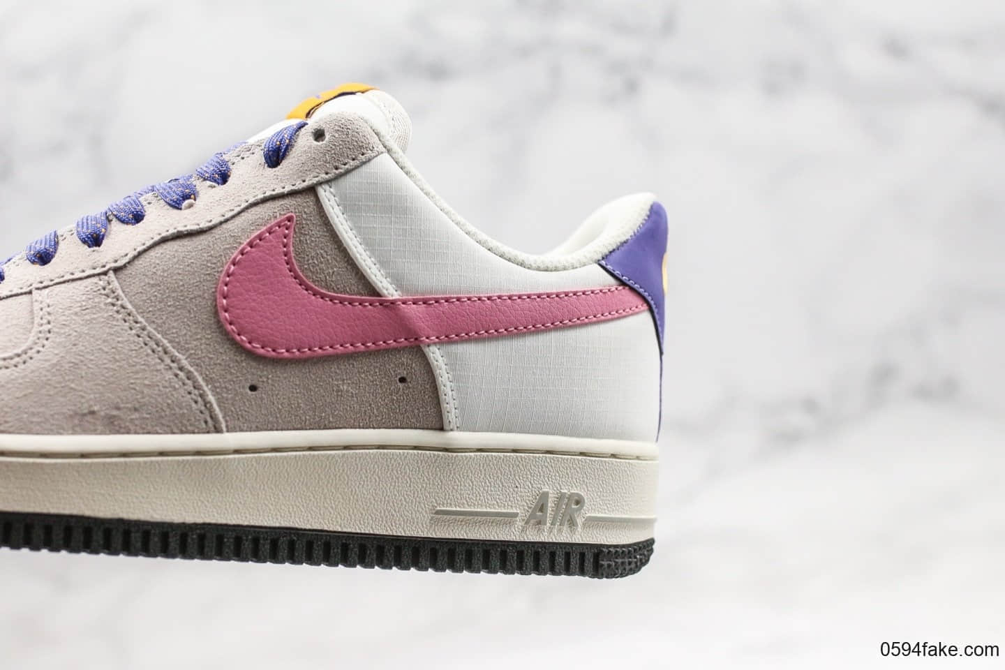 耐克NIKE AIR FORCE 1 LOW RELEASING WITH ACG VIBES纯原版本登山者联名款空军一号米白灰粉紫配色内置全掌气垫防撕裂网格尼龙布 货号：CU3007-061