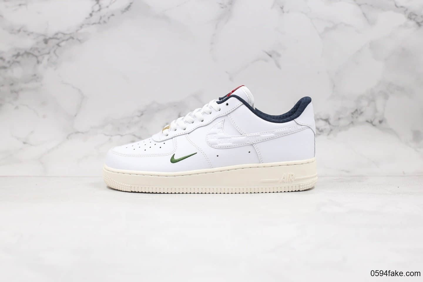 耐克KITH x Nike Air Force1 Ronnie Fieg纯原版本低帮空军一号浮雕印花LOGO双钩设计原装木盒内置气垫 货号：CU2980-193