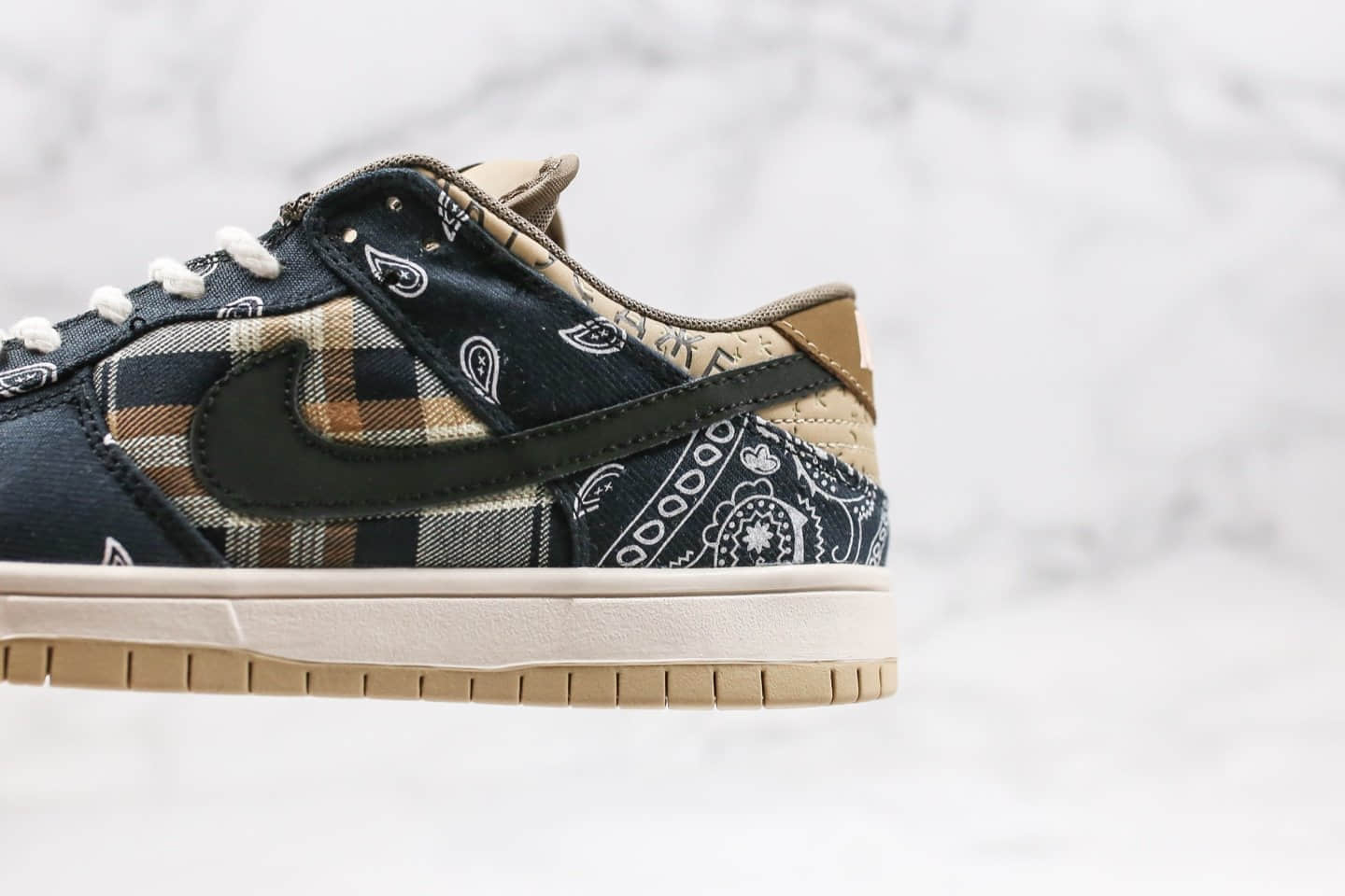 耐克Travis Scott x Nike SB Dunk Low纯原版本联名款DUNK腰果花配色原盒配件齐全原档案数据开发 货号：CT5053-001