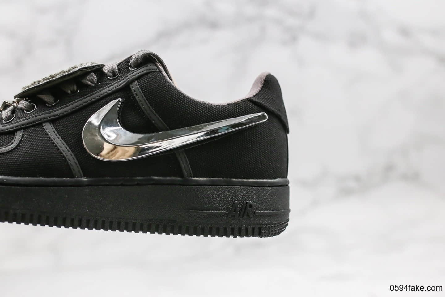 耐克Travis Scott x Nike Air Force 1纯原版本低帮空军一号黑色换钩TS联名款内置全掌Sole气垫配件齐全 货号：AQ4211-001