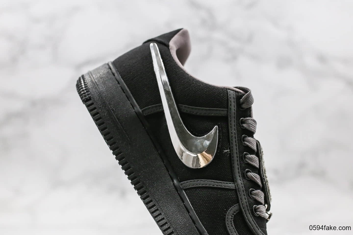 耐克Travis Scott x Nike Air Force 1纯原版本低帮空军一号黑色换钩TS联名款内置全掌Sole气垫配件齐全 货号：AQ4211-001