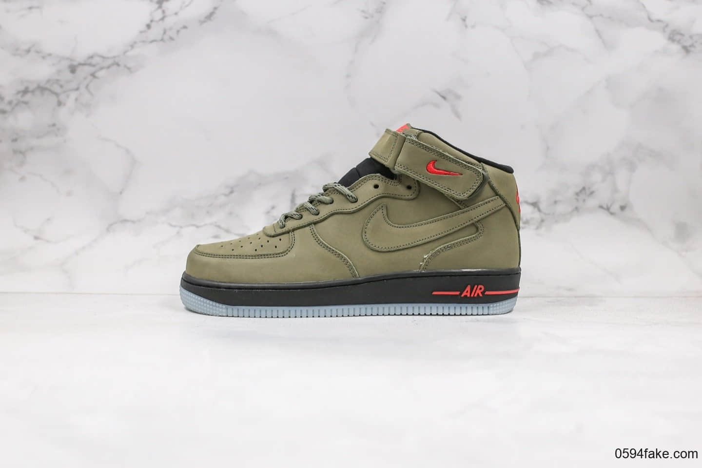 耐克Nike Air Force 1公司级版本空军一号中帮板鞋2019新版麂皮军绿色内置sole全掌气垫 货号：CJ9178-200