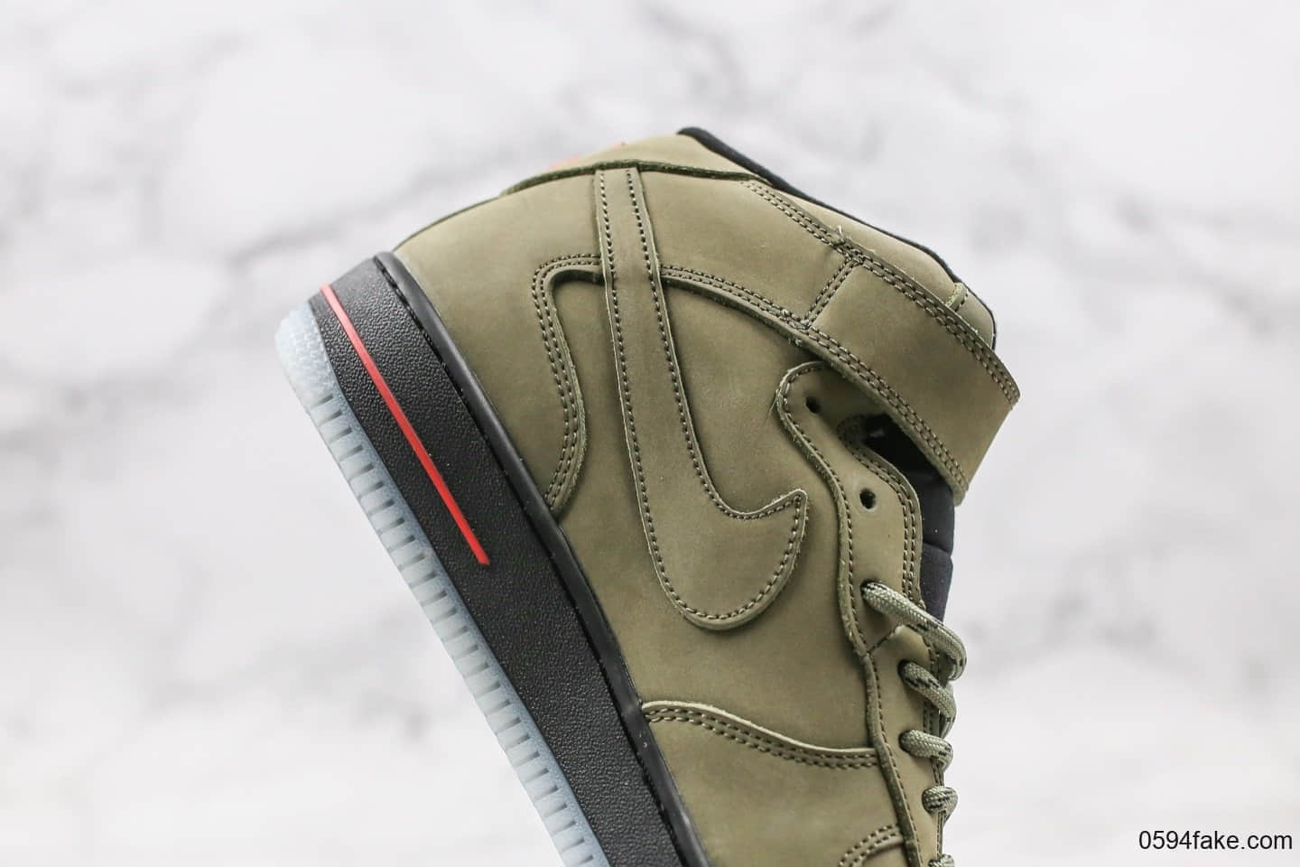 耐克Nike Air Force 1公司级版本空军一号中帮板鞋2019新版麂皮军绿色内置sole全掌气垫 货号：CJ9178-200