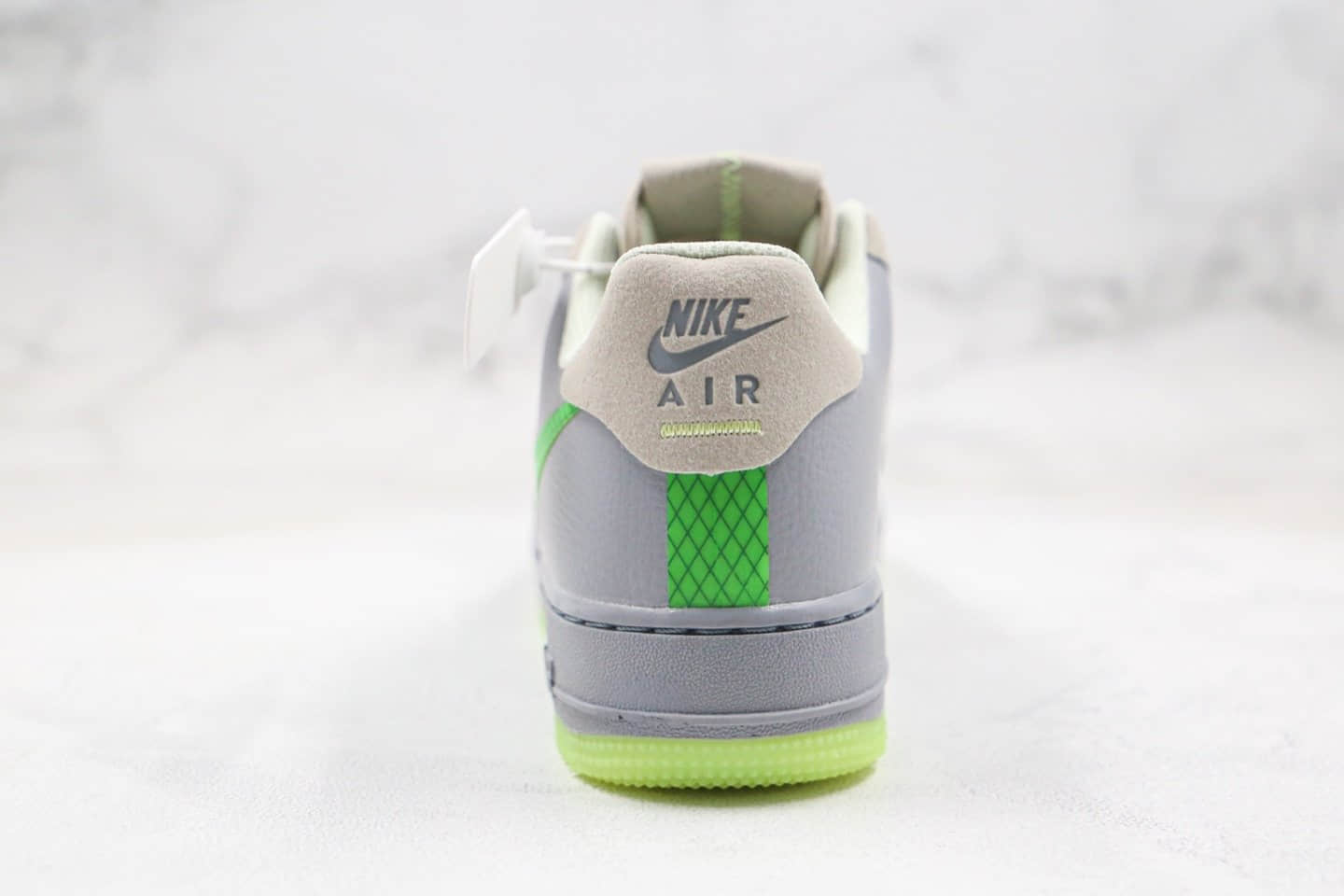 耐克Nike Air Force 1 LV8 Grey Green纯原版本低帮空军一号灰绿色格子内置气垫原楦头纸板打造 货号：CD0888-002