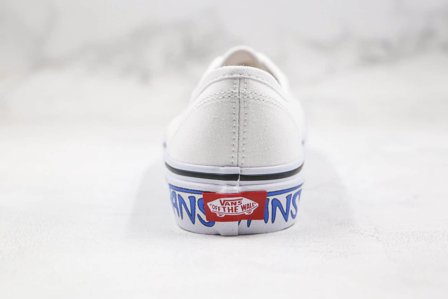 万斯Vans Authentic BMX公司级版本安纳海姆低帮侧边字母印花涂鸦白蓝色原厂硫化大底内置钢印 货号：VN0A38EMQ9M