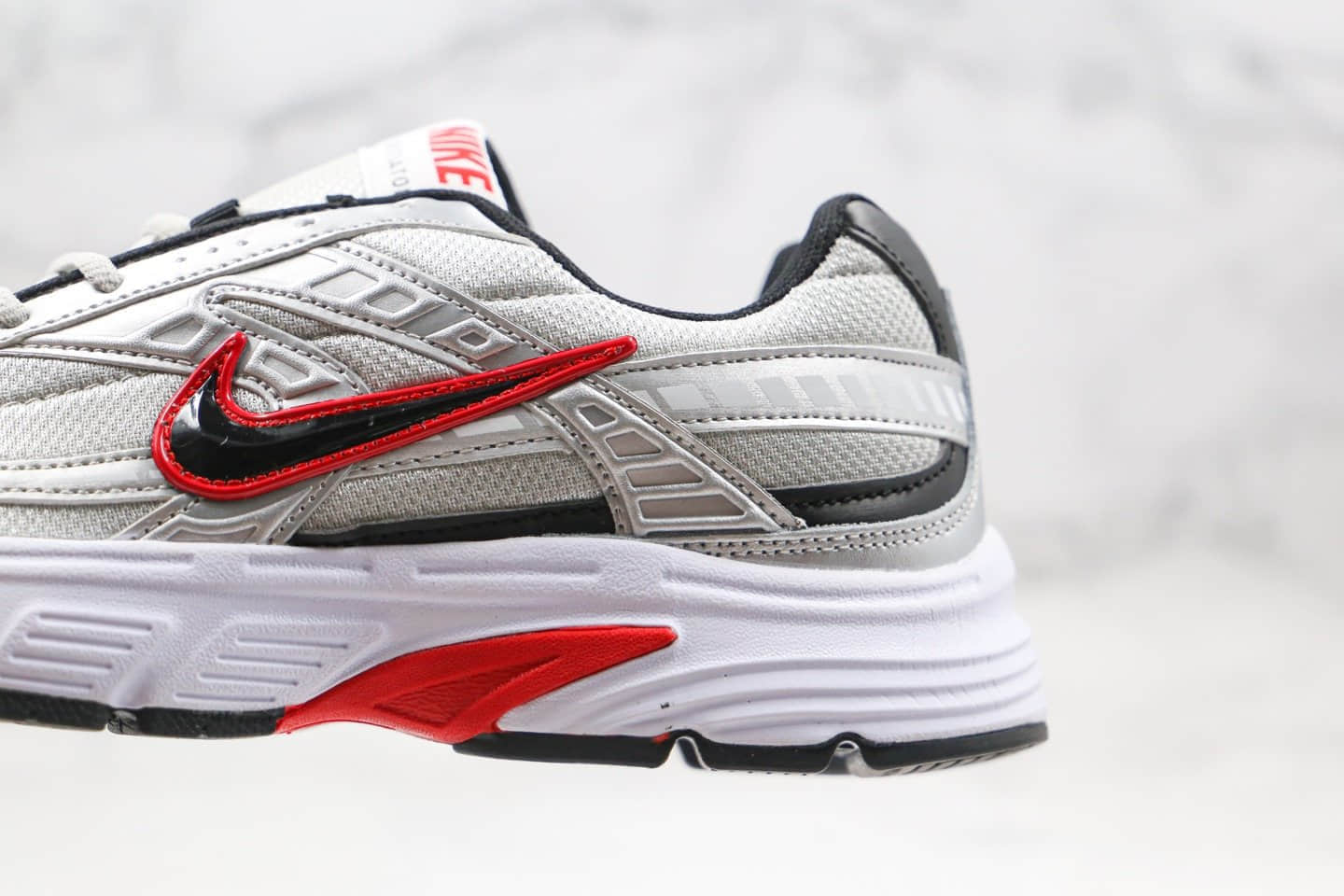 耐克Nike Initiator Running纯原版本复古老爹鞋P-6000银红色正确鞋型鞋面卡色 货号：394055-001
