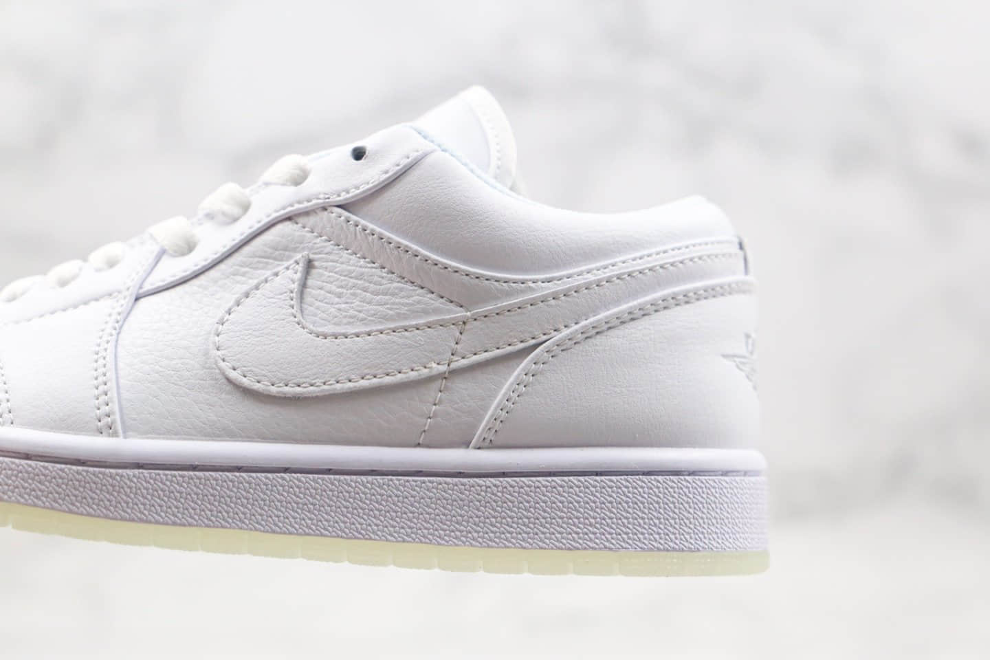 耐克Nike Air Jordan 1 Retro Low White（2004）纯原版本低帮AJ1白银夜光配色内置气垫原鞋开模打造 货号：309192-111