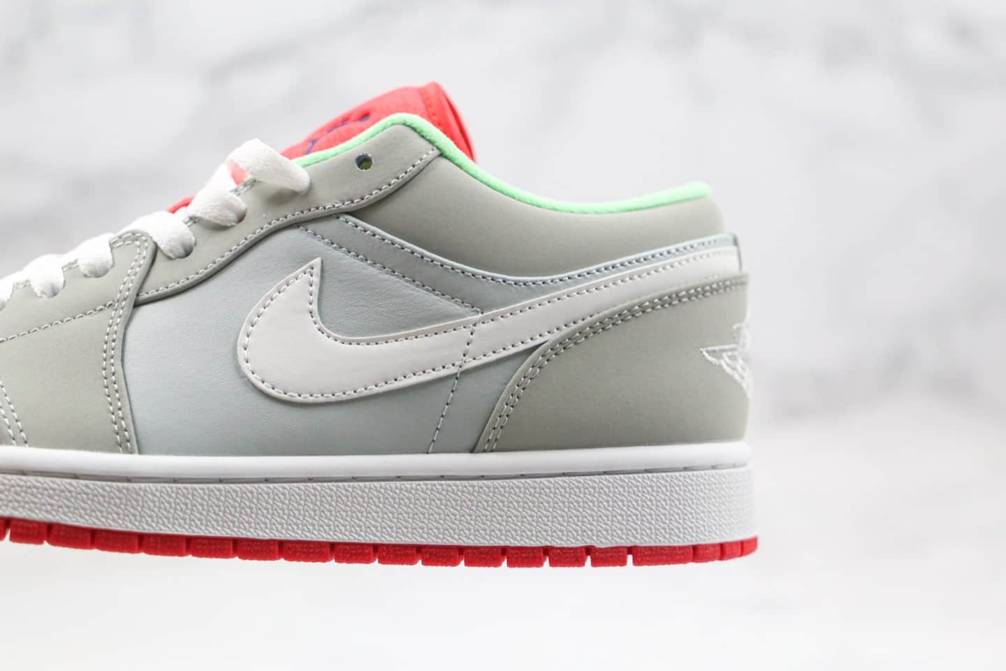 乔丹Air Jordan 1 Retro Low Hare（2015）纯原版本低帮AJ1兔八哥灰红绿色内置气垫原盒原标 货号：553558-021