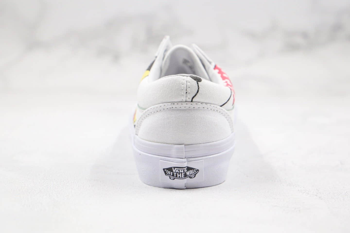 万斯Disney x Vans Old Skool公司级版本迪士尼米老鼠联名款板鞋白色原标原盒 货号：VN000D3HY28