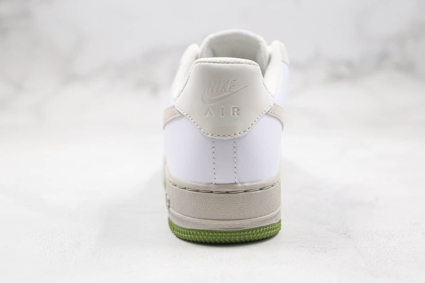 耐克Nike Air Force 1'07 Low纯原版本低帮空军一号芥末绿米白绿色板鞋内置气垫 货号：CL8155-200