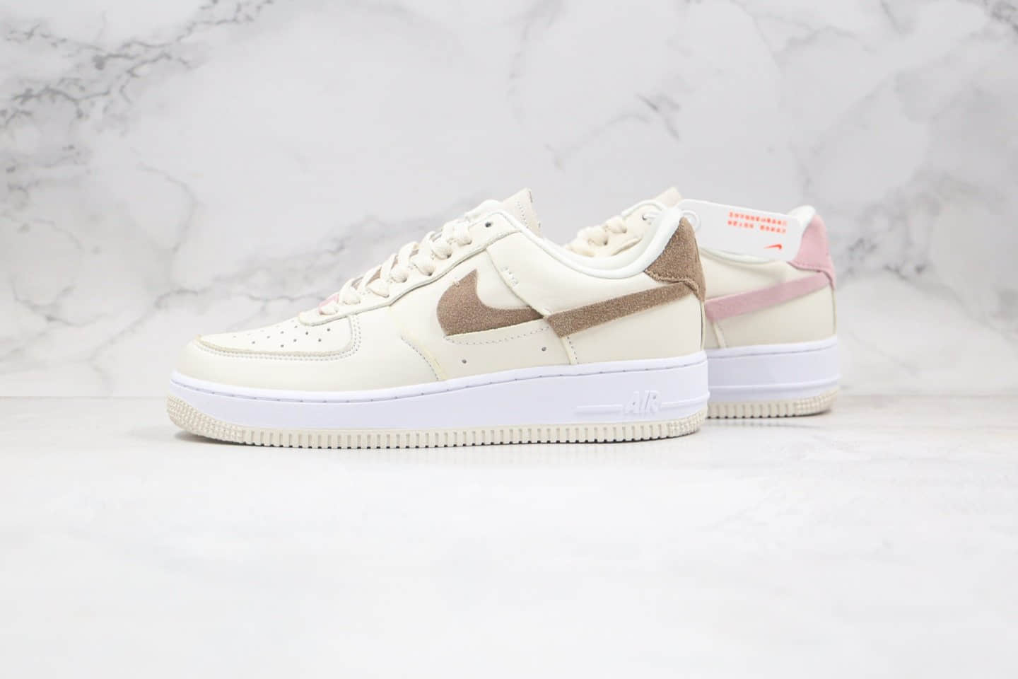 耐克Nike Air Force 1 Vandalized纯原版本低帮空军一号鸳鸯断勾米白棕粉色板鞋内置气垫 货号：DC1425-100