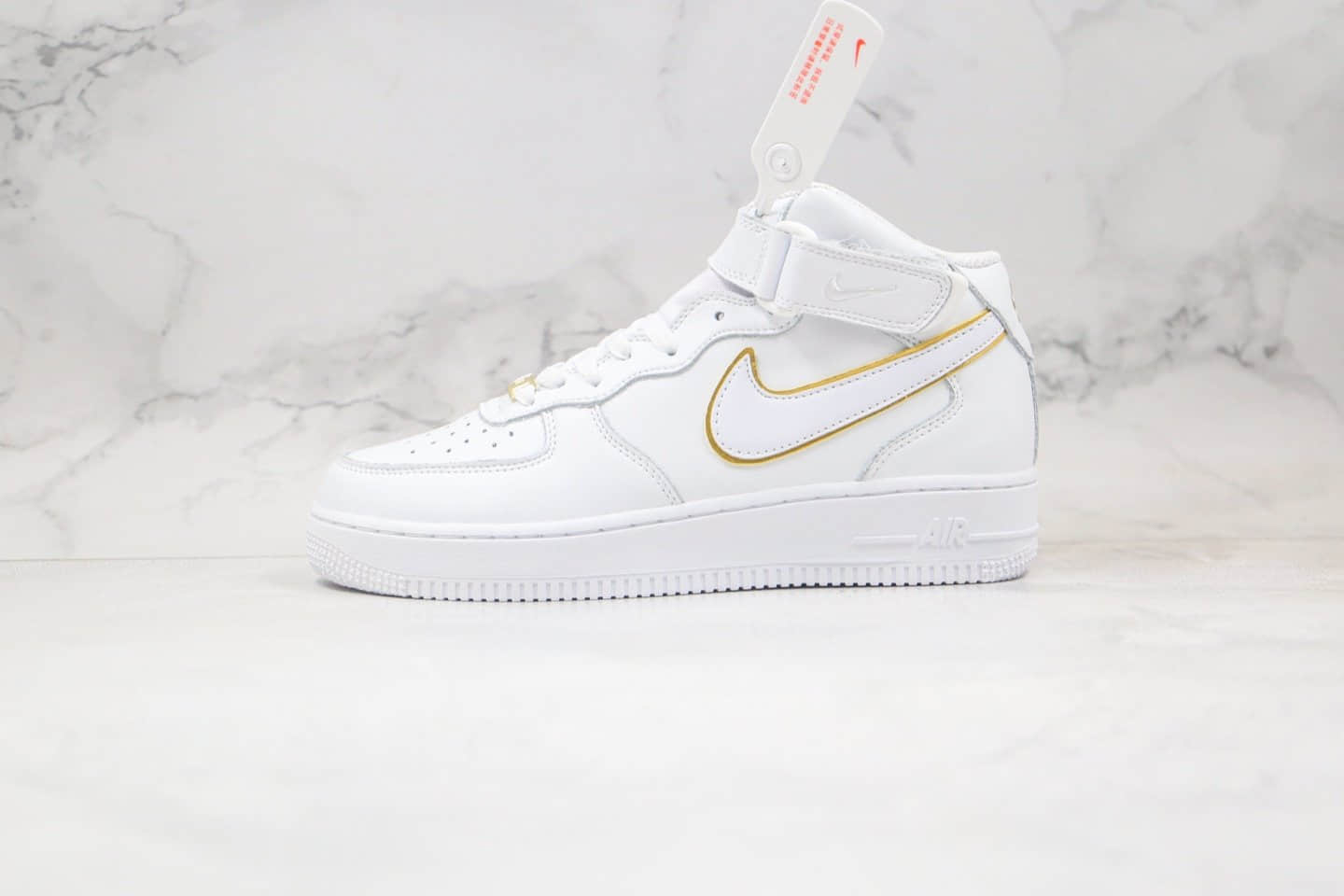 耐克Nike Wmns Air Force 1 '07 Low Essential纯原版本中帮空军一号白金边板鞋内置全掌Sole气垫 货号：AO2132-109