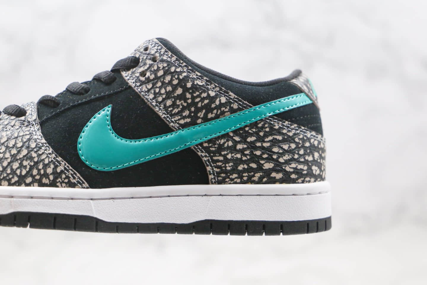 耐克Nike SB Dunk Low PRO Elephant纯原版本低帮SB DUNK板鞋大象灰黑绿色蒂芙尼灰爆裂纹内置Zoom气垫 货号：BQ6817-009