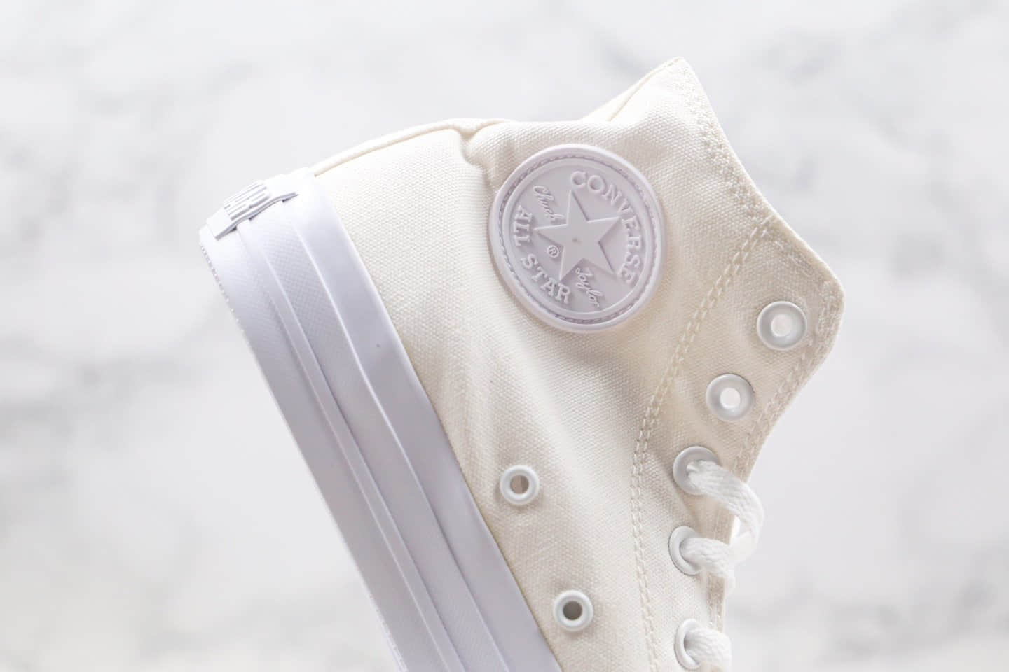 匡威Converse Chuck Taylor All Star Mono Canvas Hi公司级版本日版限定高帮帆布鞋纯白色原鞋开模 货号：1U646