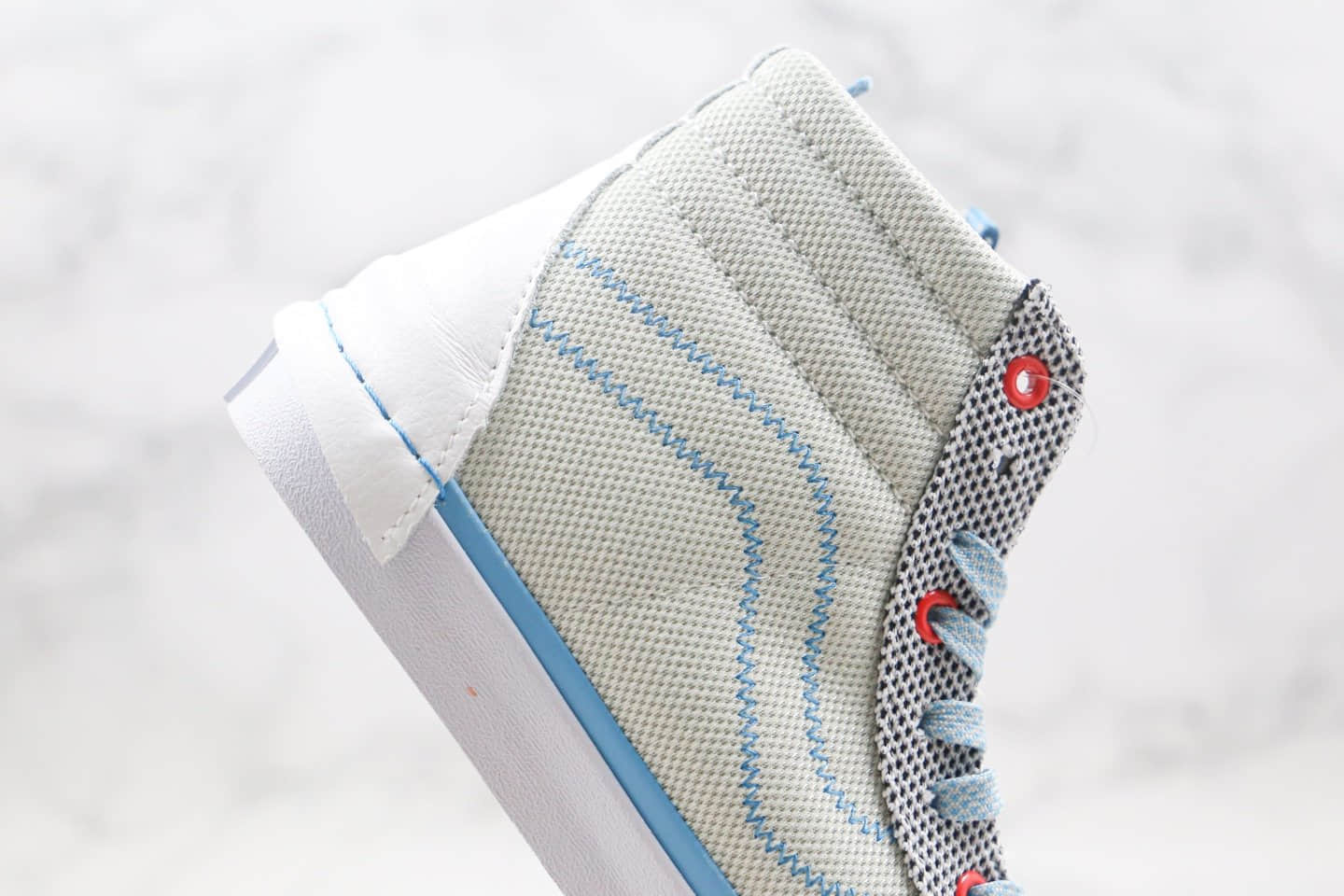 万斯Vans Vault Sk8-Hi Cap LX公司级版本解构2.0高帮板鞋浅蓝红白色内置钢印