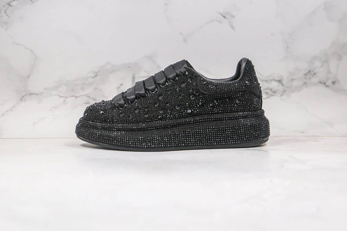 麦昆Alexander McQueen sole sneakers纯原版本厚底小白鞋黑钻原盒配件齐全原鞋开模一比一打造