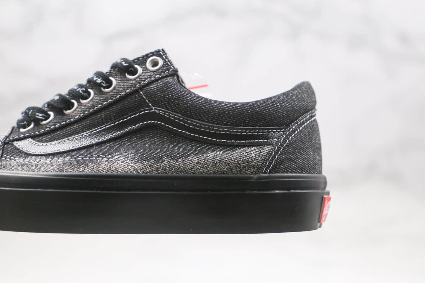 万斯Jim Goldberg x Vans Vault OG Old Skool LX公司级版本低帮水洗灰色牛仔黑色酸洗工艺硫化板鞋原档案数据开发