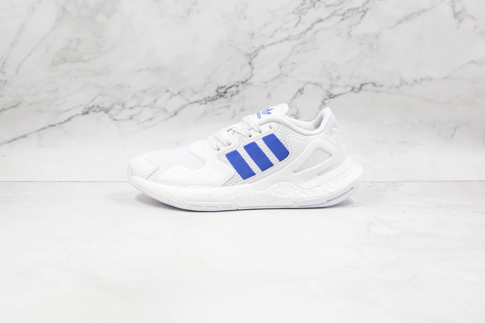 阿迪达斯Adidas Day Jogger 2020 Boost纯原版本夜行者二代白蓝色网面爆米花跑鞋原楦头纸板打造 货号：FW3021