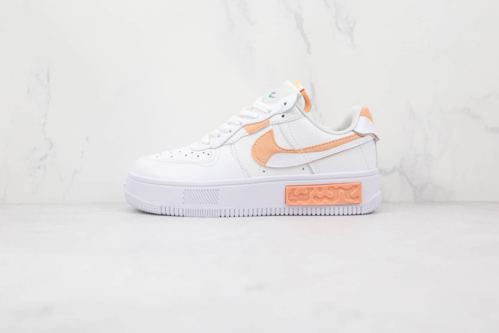 耐克Nike Air Force 1 Fontanka纯原版本低帮空军一号Fontanka联名白橙色板鞋原盒原标 货号：DA7024-105