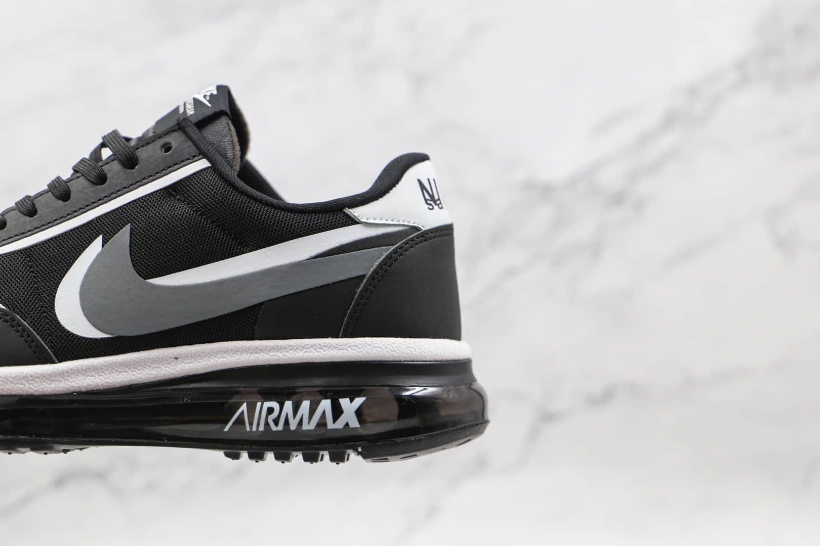 耐克Nike Air Max 2015纯原版本黑白色双钩全掌气垫鞋原档案数据开发 货号：CN0135-002