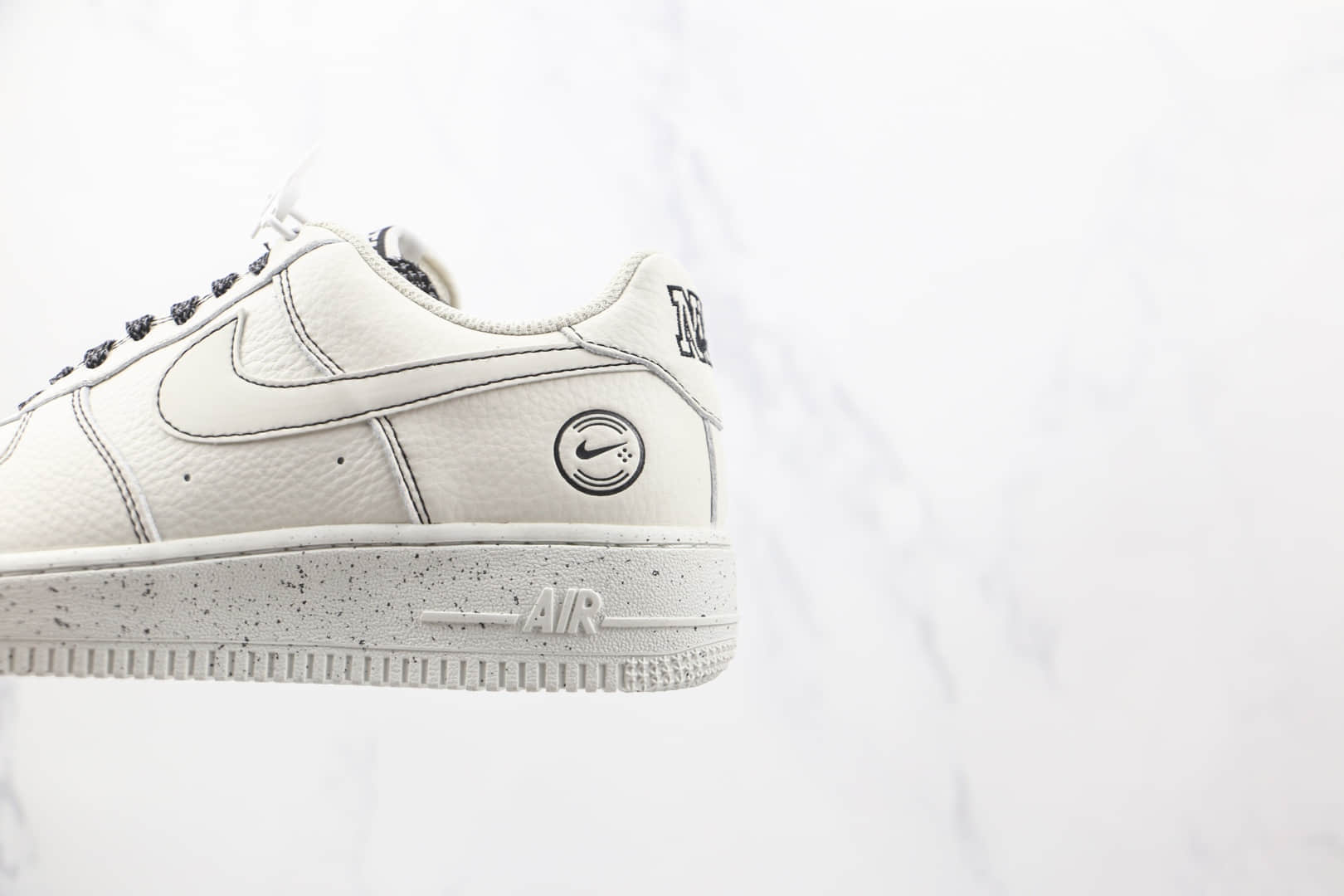 耐克Nike Air Force 1 Low“NYC”纯原版本空军一号满天星AF1白黑缝线原楦头原纸板 货号：CH1808-010