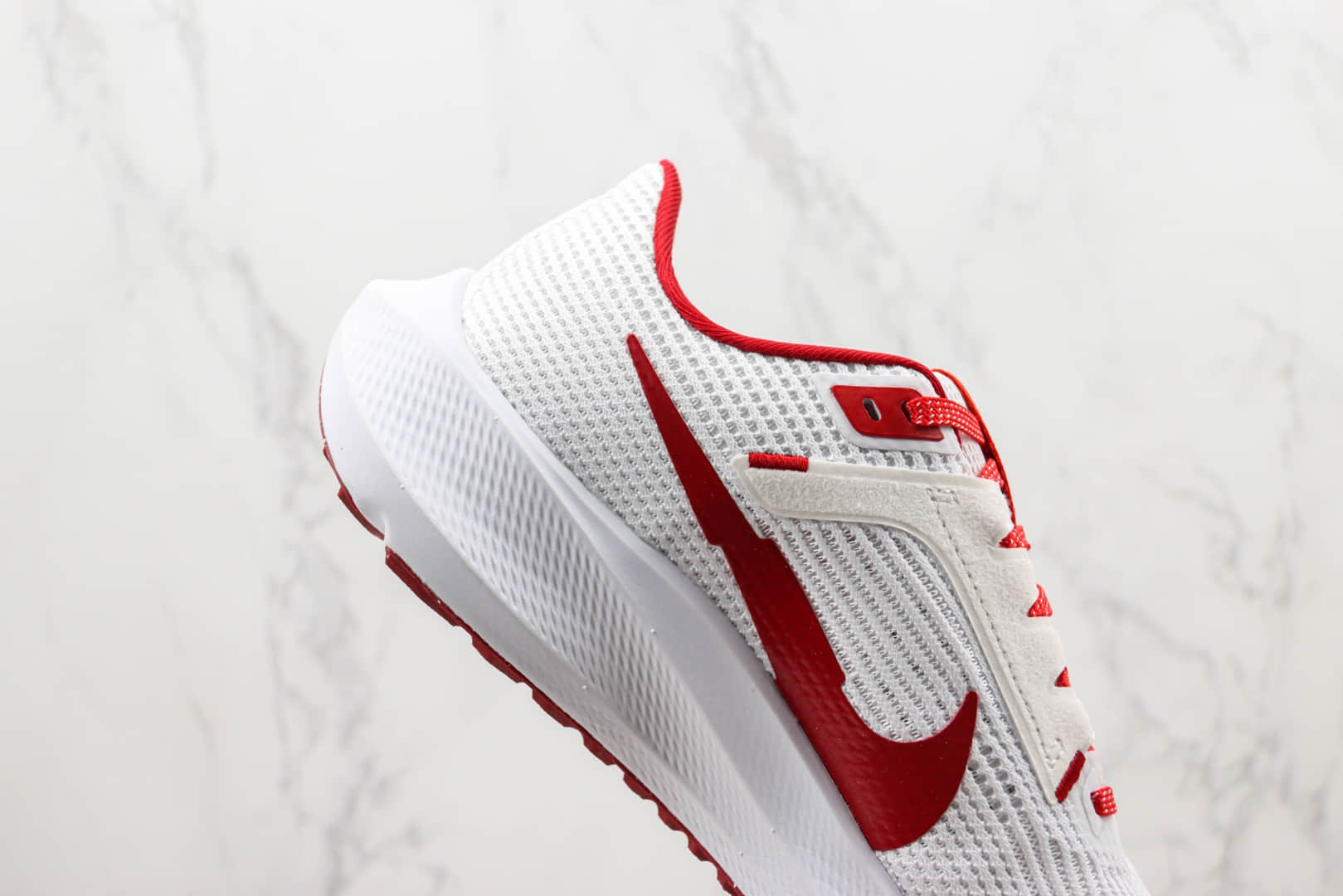 耐克Nike Zoom Pegasus 40纯原版本登月40代白红色马拉松跑鞋 莆田耐克货源 货号：FJ2844-100