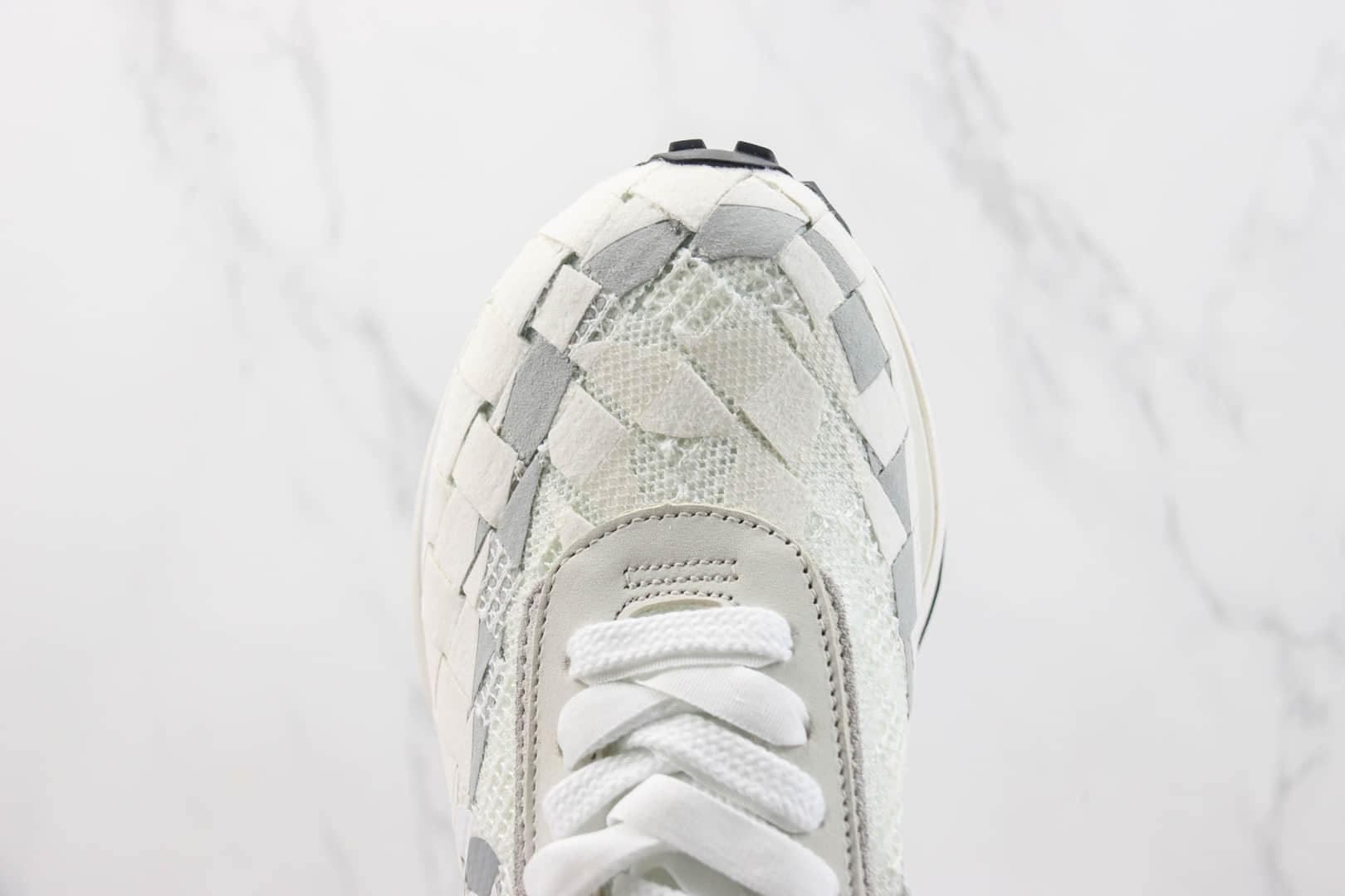 耐克Sacai x Nike Waffe Woven“White”纯原版本Sacai联名白灰棋盘格编织解构华夫鞋 莆田耐克货源 货号：DR5209-100