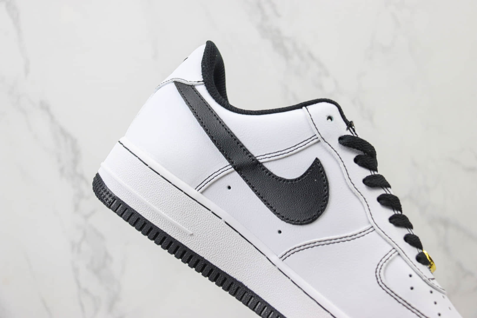 耐克Nike Air Force 1 Low纯原版本空军一号低帮AF1布鲁克林白黑板鞋 莆田天花板AF1 货号：CT2585-001