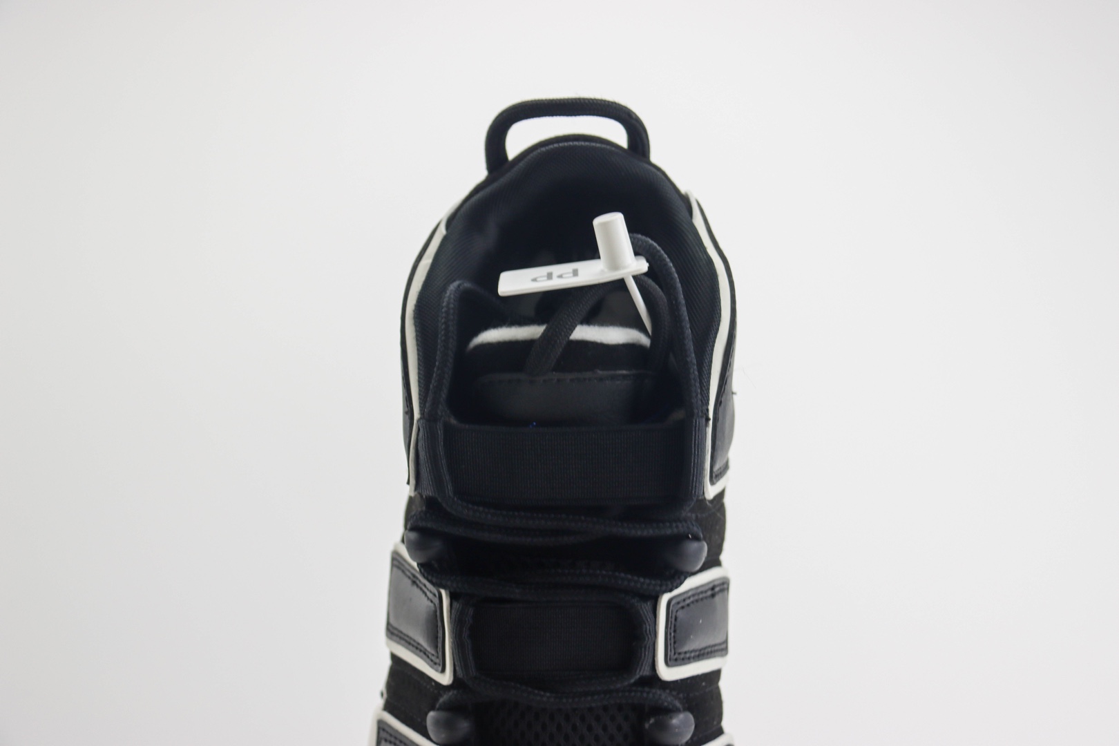 耐克Nike Air More Uptempo纯原版本皮蓬大AIR黑白复古篮球鞋 莆田耐克代理 货号：FB8883-001