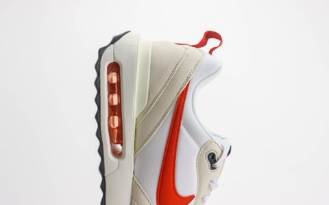 耐克Nike Air Max 1纯原版本Max1白红羽毛勾子半掌气垫复古跑鞋 莆田耐克货源 货号：FJ4451-100