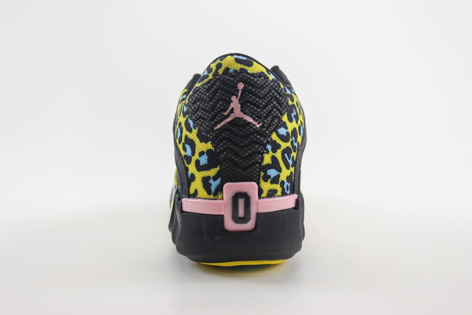 乔丹Jordan Tatum 2纯原版本塔图姆2代黑黄豹纹实战篮球鞋 莆田AJ货源 货号：FJ6457-500