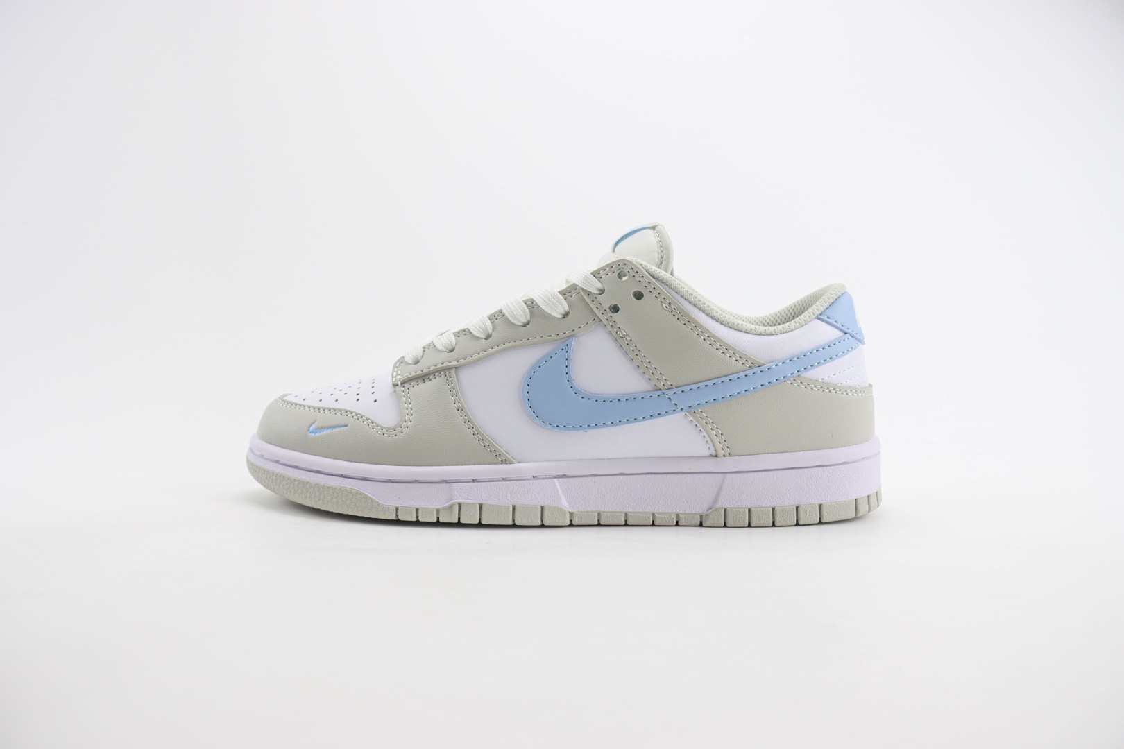 耐克Nike SB Dunk Low纯原版本低帮SB Dunk灰白蓝勾板鞋 莆田复刻鞋货源 货号：HF0023-100