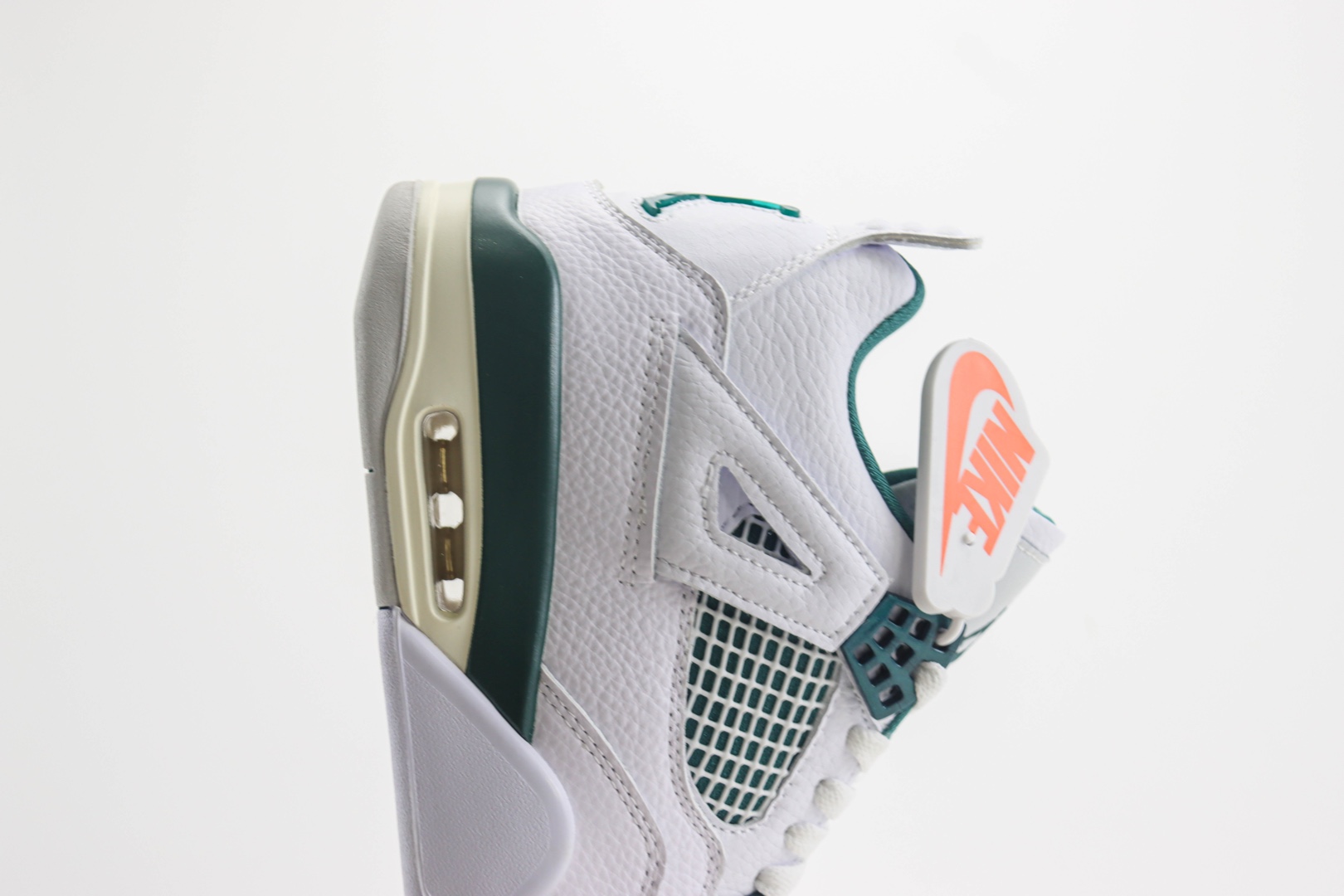 乔丹Air Jordan 4 Retro纯原版本AJ4白绿色篮球鞋 莆田AJ货源 货号：FQ8138-103