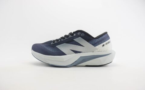 新百伦New Balance FuelCell Rebel V4纯原版本藏青色NB轻跑鞋 莆田新百伦货源 货号：MFCXLK4