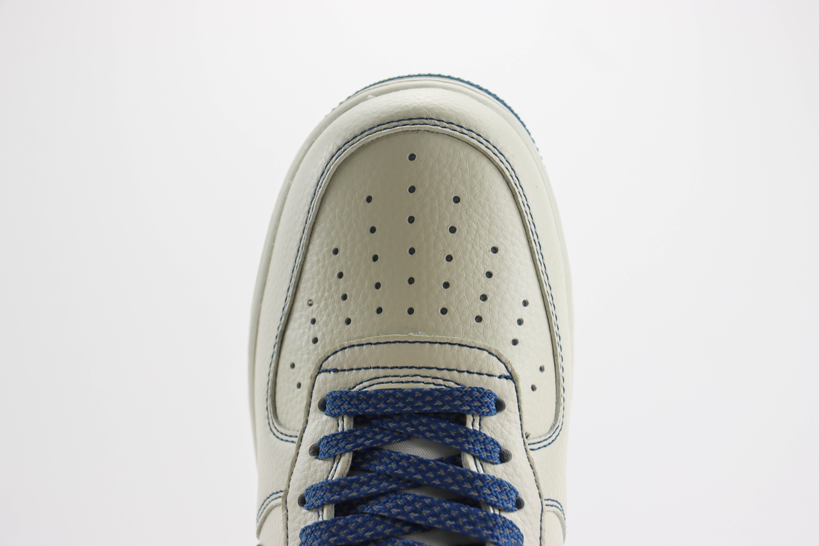 耐克Nike Air Force 1纯原版本斯图西联名空军一号白蓝色AF1板鞋 莆田耐克货源 货号：UN1635-333