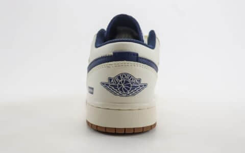 耐克Born x Raised x Nike SB Dunk Low“Release Date”纯原版本三方联名蓝白色板鞋 莆田天花板Dunk系列 货号：FN7819-400