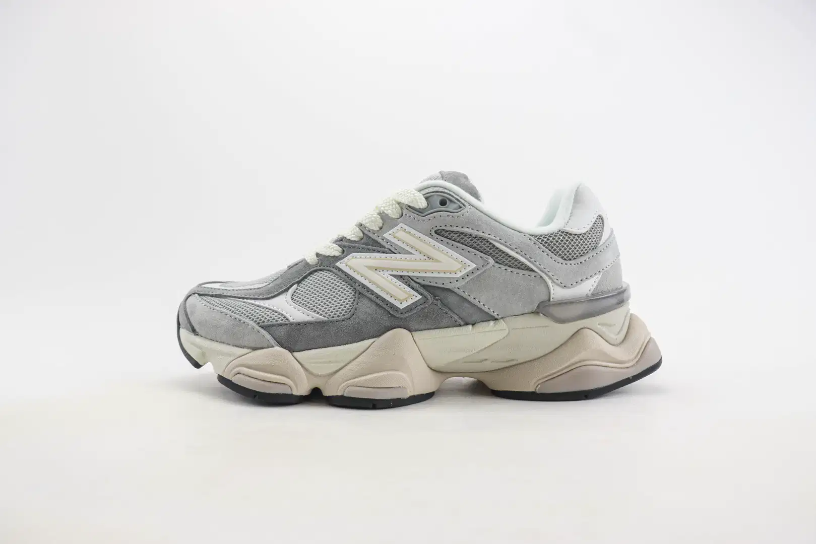 新百伦New Balance NB9060纯原版本复古慢跑鞋 莆田新百伦工厂 货号：U9060EEE