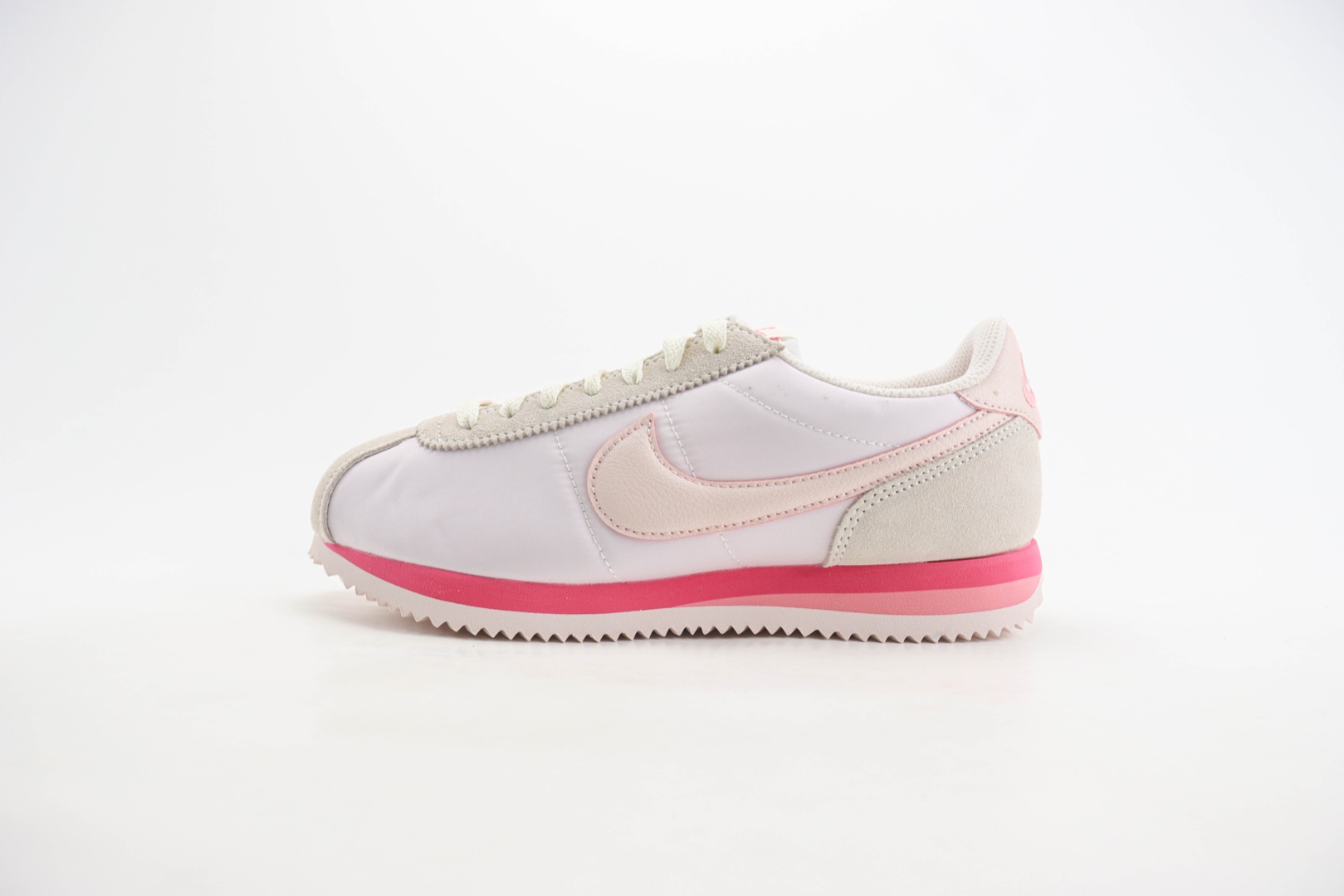 耐克Nike Classic Cortez Leather纯原版本阿甘系列白灰粉复古初代慢跑鞋 莆田耐克货源 货号：HF6410-666