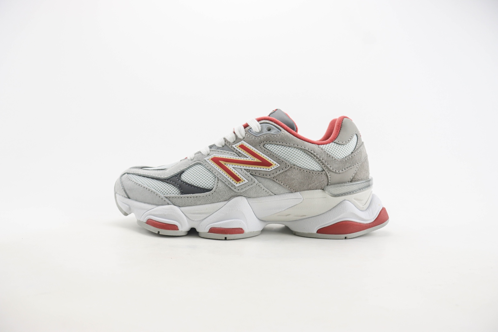 新百伦New Balance 9060纯原版本NB9060灰红色复古运动跑鞋 莆田新百伦货源 货号：U9060EGL